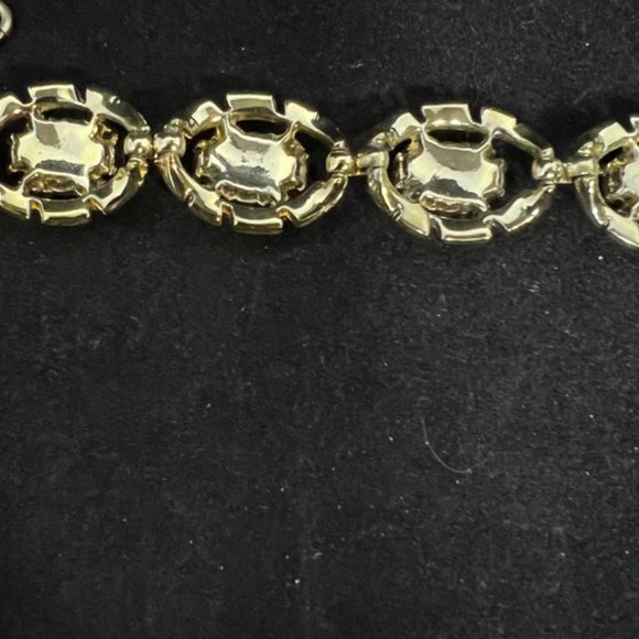 Vintage Coro Gold Tone Clear Rhinestone Bracelet Missing Stone W/Safety (3052) - Picture 6 of 10